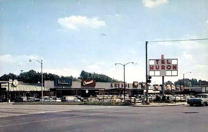 Tel-Huron Plaza - Postcard (newer photo)